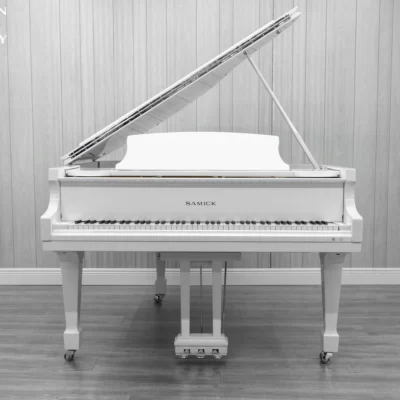 Samick SG-161 Baby Grand Piano in high-polish white finish